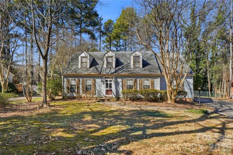 721 Falls Church Road sold home in Sardis Woods, Charlotte, NC