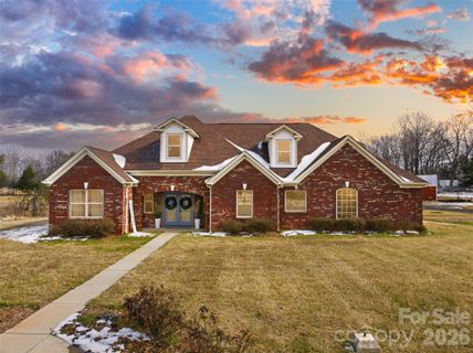 210 Florham Drive