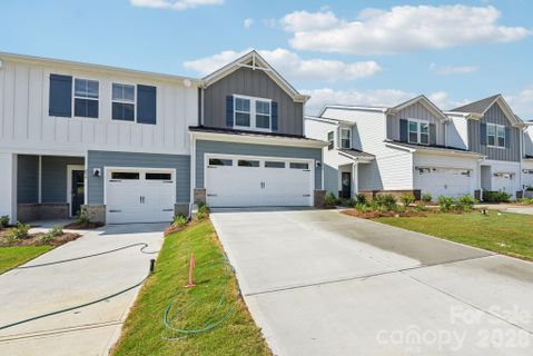 422 Markridge Loop
