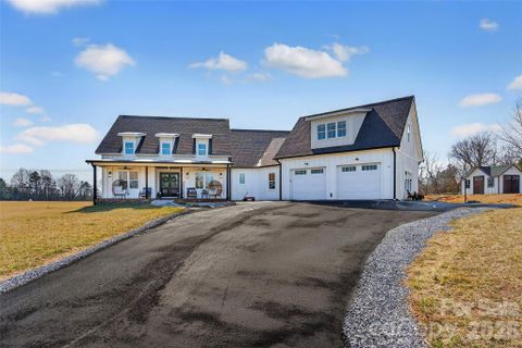 115 Pondview Drive sold home in Bent Creek, Nebo, NC