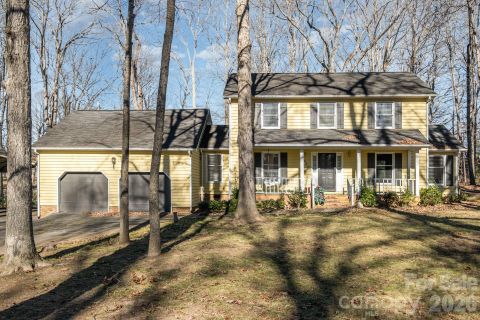 Homes in Saddlewood, Gastonia