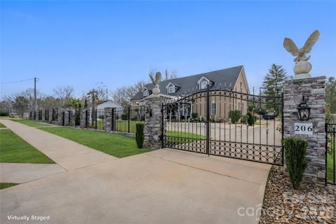 Homes in Cedar Hill, Salisbury
