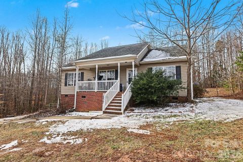 1217 Woodpecker Drive sold home in Heron Creek, Clover, SC