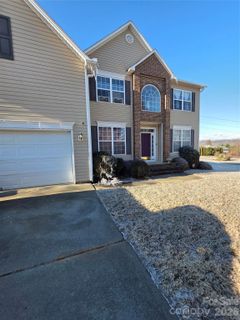 21 Groton Way