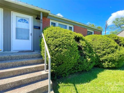 86 Trowbridge Lane sold home in Sapphire Manor, Brevard, NC