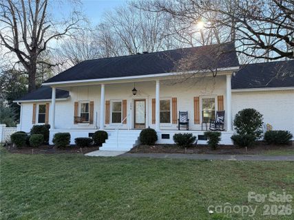 200 Belwood Drive sold home in Belwood, Belmont, NC