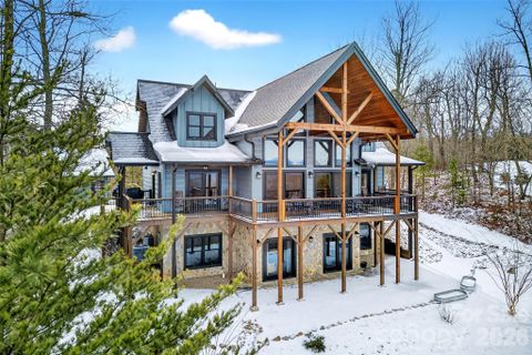 623 Mountain Vista Drive active home in Grandview Peaks, Nebo, NC
