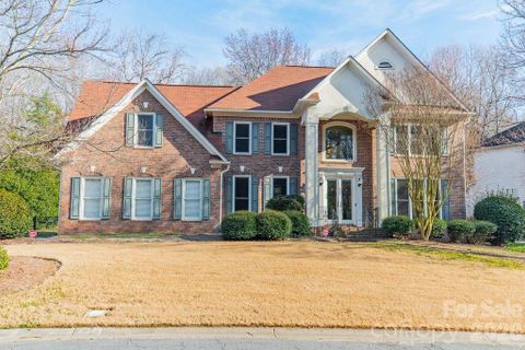 3306 Savannah Hills Drive sold home in Providence Hills, Matthews, NC