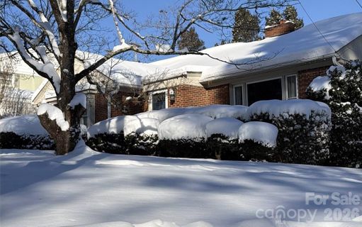 3 Forest Drive