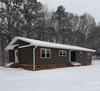 22055 Oakwood Road pending home in Oakwood Park, Albemarle, NC