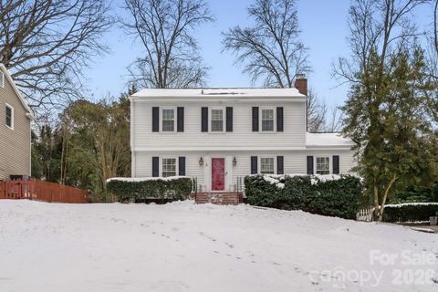 2712 Creekbed Lane sold home in Huntingtowne Farms, Charlotte, NC