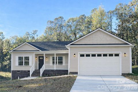 Homes in Woodhill, Lancaster