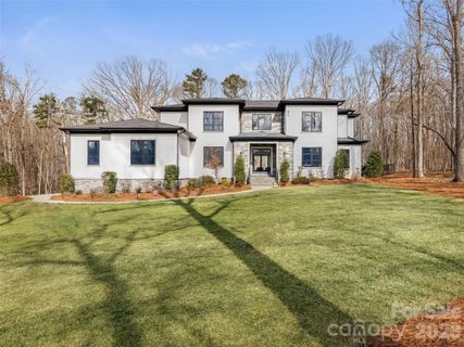 6017 Oxfordshire Road active home in Stratford On Providence, Waxhaw, NC