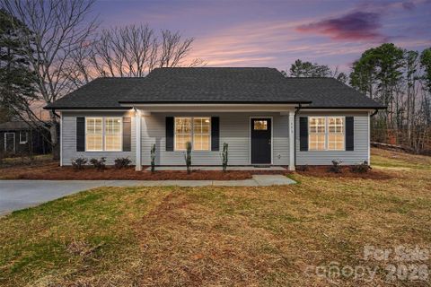 336 Pinecrest Street sold home in Greenleigh, Salisbury, NC