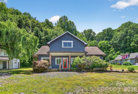 626 Old Lytle Cove Road