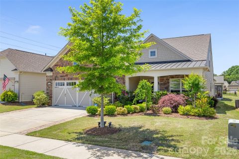 5220 Sweet Fig Way active home in Carolina Orchards, Fort Mill, SC