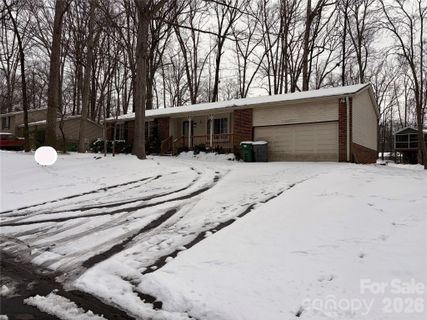 6417 Holly Knoll Drive sold home in Holly Hills, Charlotte, NC