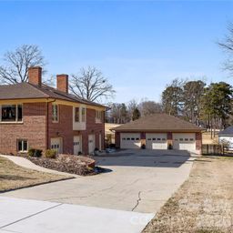1419 Stoneyridge Drive