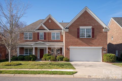 8456 Fairgreen Avenue sold home in Barrington, Waxhaw, NC