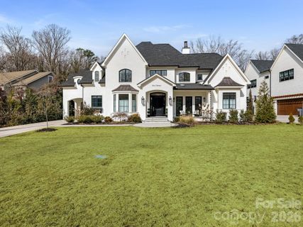 313 Wonderwood Drive