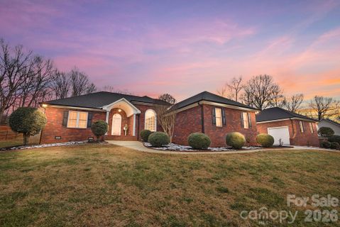 6104 Charity Drive active home in New Hope Estates, Marshville, NC