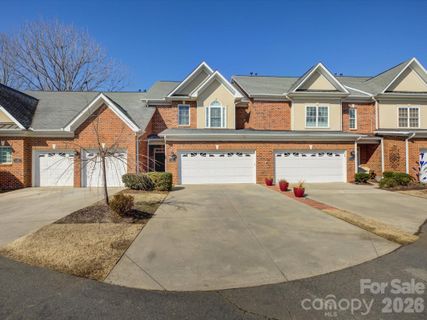 606 Crosswater Lane sold home in Beacon Knoll Villas, Fort Mill, SC