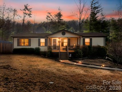 17 Bannister Drive sold home in Northside Estates, Asheville, NC