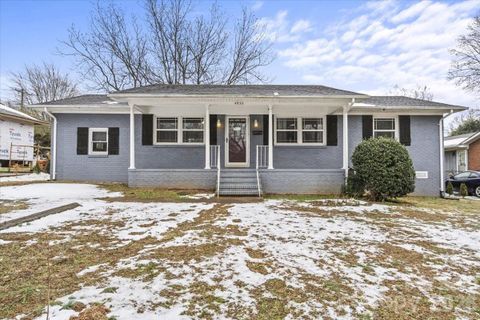 Homes in Crestmont, Charlotte