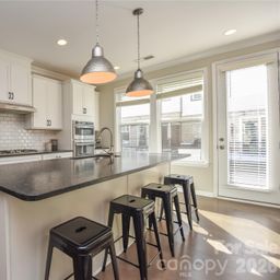 612 Tudor Park Way