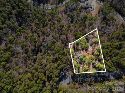 206 Lakewood Court active home in Heron Bay, New London, NC