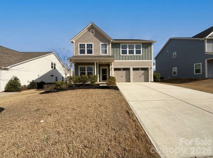 2693 Watergarden Street active home in The Manors At Handsmill, York, SC