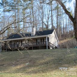 618 Brook Knoll Circle