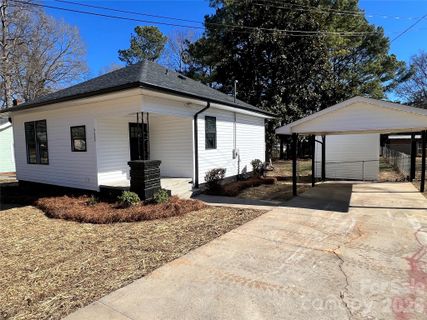 722 Austin Street sold home in American & Efird Mills Inc, Albemarle, NC