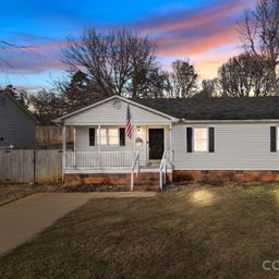 1010 Oakmont Court