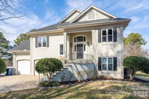 8030 Prestwick Lane sold home in Cowans Ford Country Club, Stanley, NC