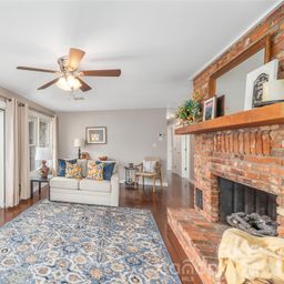 85 Dawn Lane