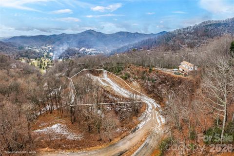 391 Valley View Drive active home in Big Springs Cove Estates, Maggie Valley, NC