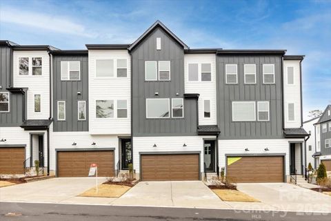 812 Flintside Lane sold home in Archer Row, Charlotte, NC