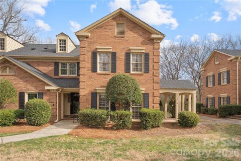 4121 Ivystone Court