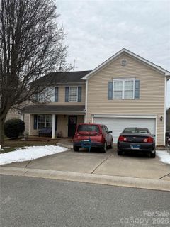 2026 Edenderry Drive active home in Taras Trace, Statesville, NC