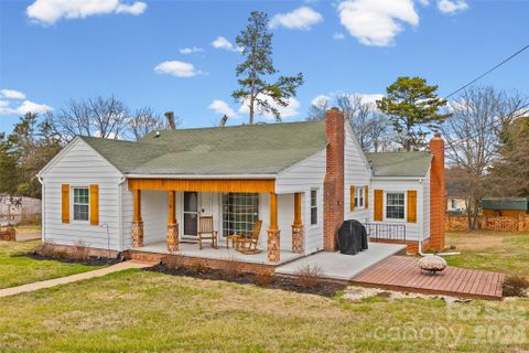 110 W Henry Street sold home in Catawba Heights, Belmont, NC