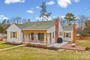 110 W Henry Street sold home in Belmont, SC
