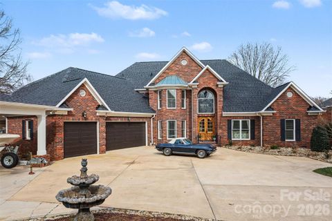 Homes in Island Forest, Cornelius