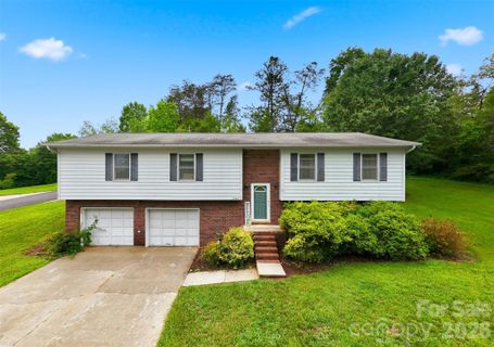 3882 Shadowood Drive
