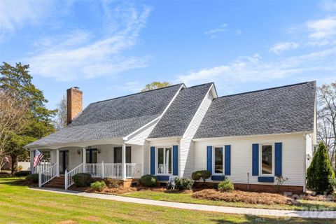 Homes in Meadow Lakes, Rock Hill