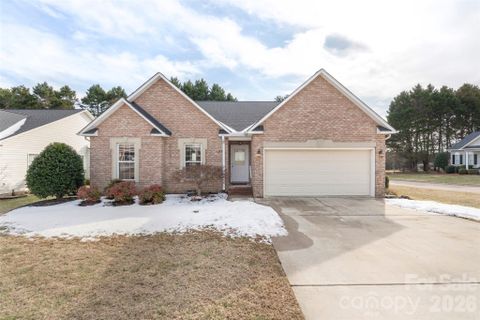 1116 Overhill Road sold home in Woodfield, Salisbury, NC