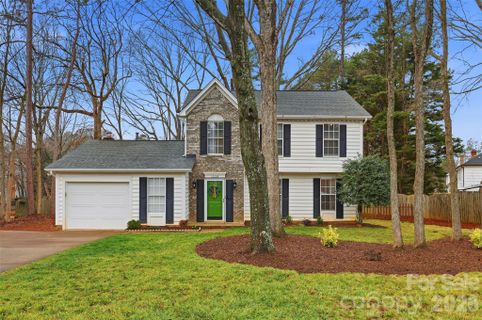 12208 Woodbend Drive sold home in Southwoods, Matthews, NC