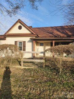 110 E Price Street