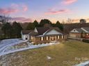 915 Barrington Drive sold home in Lenoir, SC
