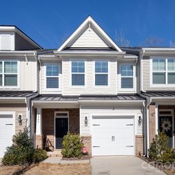 2206 Bexar Trail